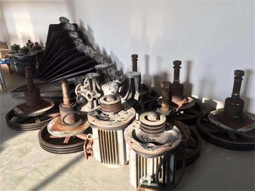 冷卻塔專用電機起火原因分析(冷卻塔專用電機發熱怎么辦)